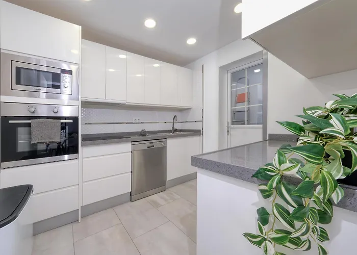 Marina Oasis - Private Pool, Air-con And Sat Tv By Lanzarote