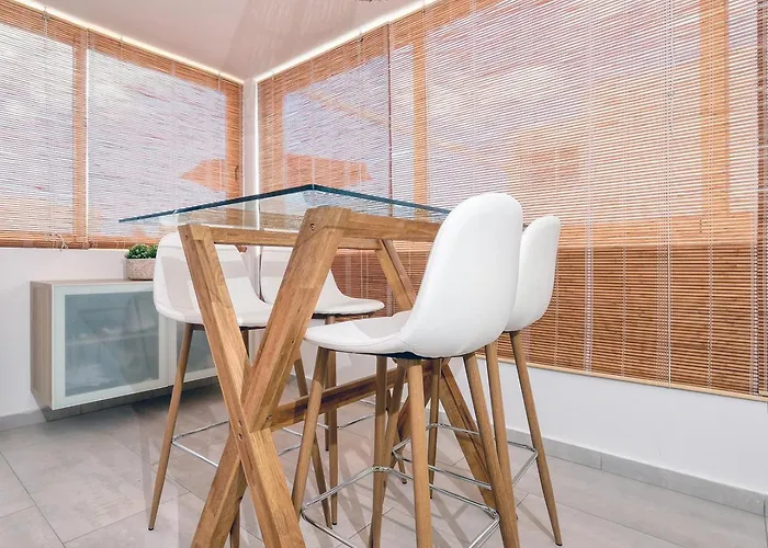 Marina Oasis - Private Pool, Air-con And Sat Tv By Lanzarote * Playa Blanca (Lanzarote)